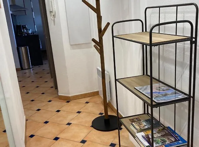 Port Marine - T3 Calme, Avec Terrasse, Piscine, Près De La Appartamento