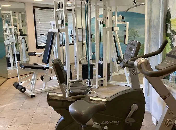 Port Marine - T3 Calme, Avec Terrasse, Piscine, Près De La *