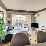 Apartament Port Marine - T3 Calme, Avec Terrasse, Piscine, Pres De La *