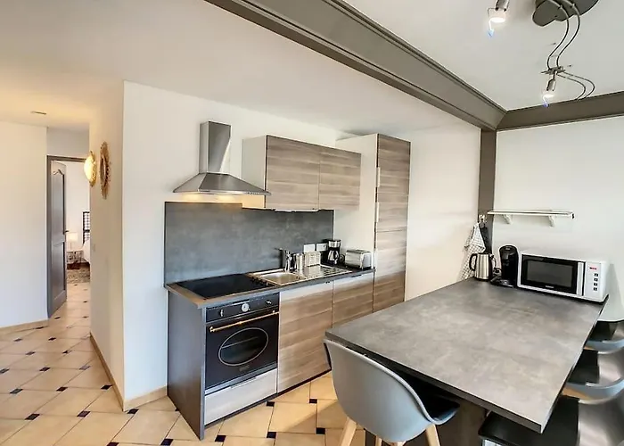 Port Marine - T3 Calme, Avec Terrasse, Piscine, Pres De La 생트막시메