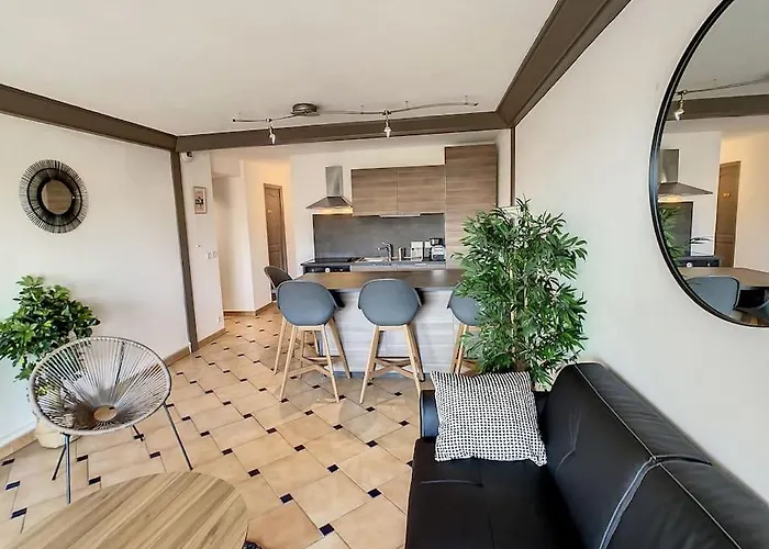 Port Marine - T3 Calme, Avec Terrasse, Piscine, Pres De La 아파트 *